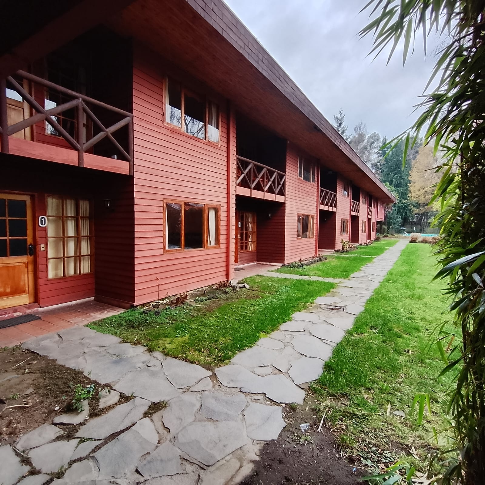 Cabaña en el bosque de Pucón - vista 2